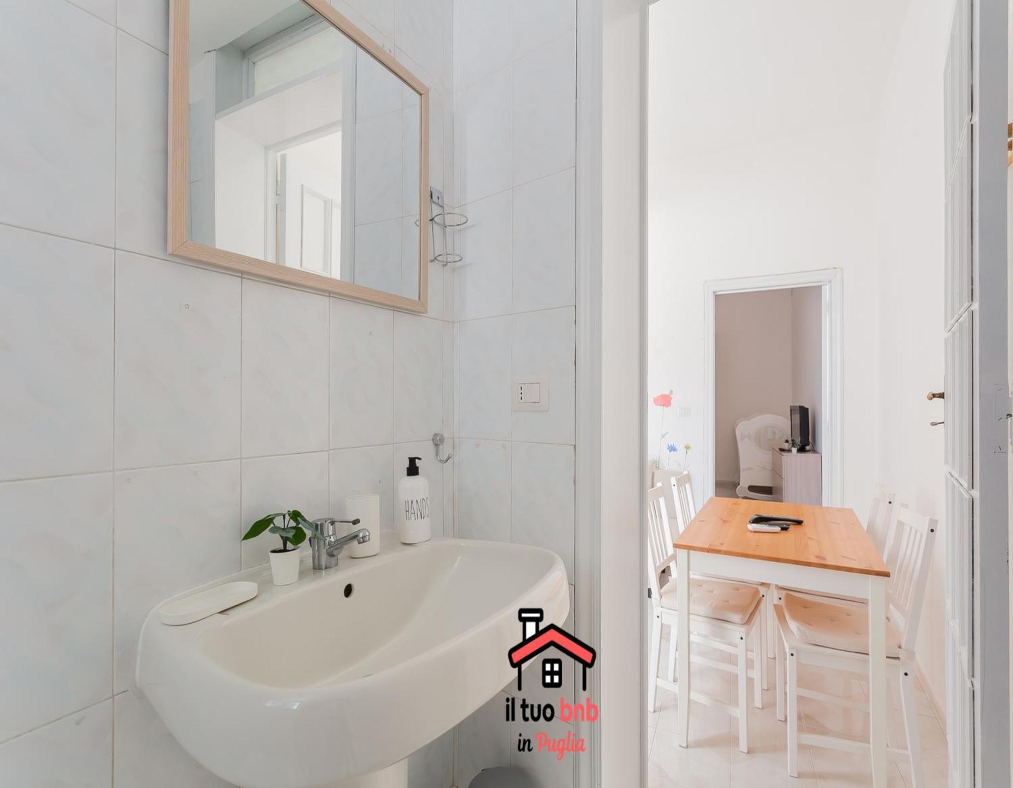 Casa Bianca Bnb,Big Terrace,10 Min Airport Beaches Bitonto Exterior photo